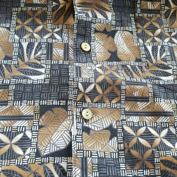 Tori Richard Button Down Aloha Shirt - Picture 8 of 8